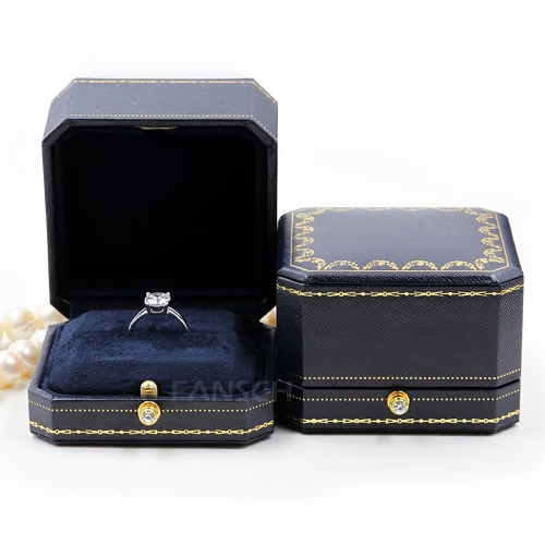 Ring box / wedding ring box / engagement ring box / ring case